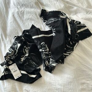 Zara graphic scarf